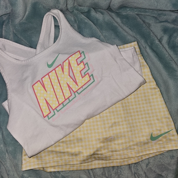 Nike White and Yellow Set with Colorful Logo - Picture 2 of 11